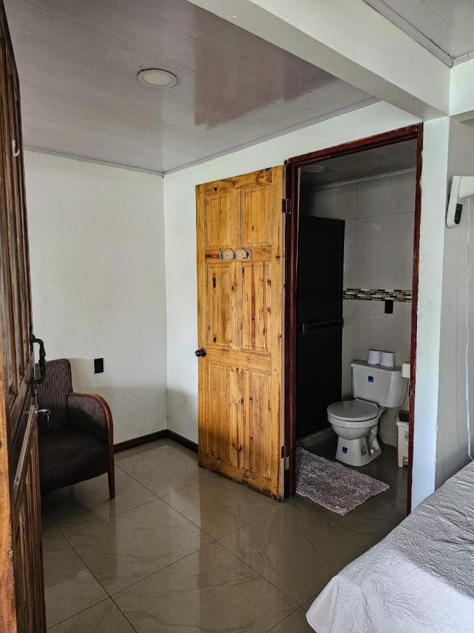 Hotel Liah'S Tortuguero Extérieur photo