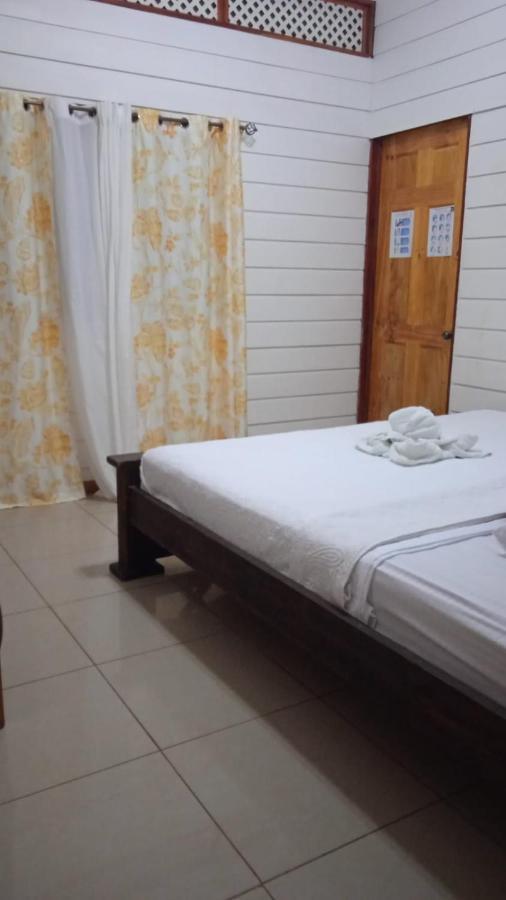 Hotel Liah'S Tortuguero Extérieur photo