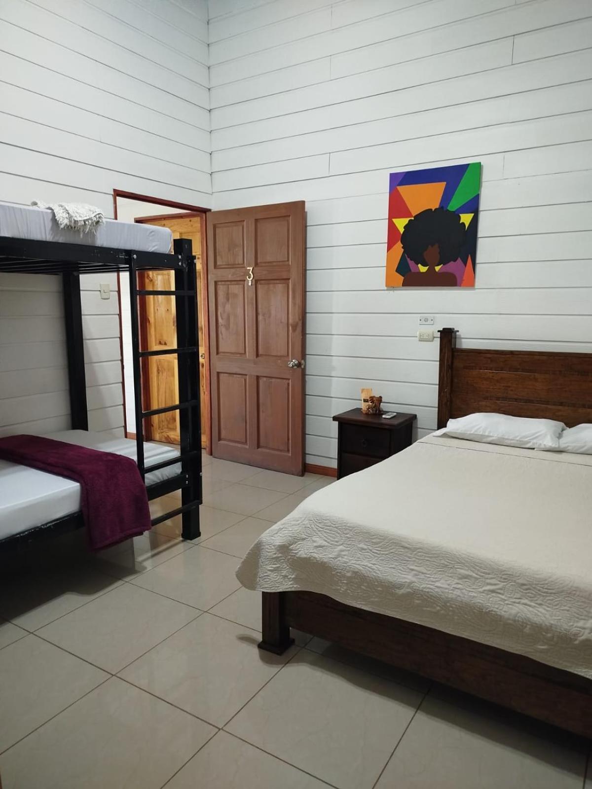 Hotel Liah'S Tortuguero Extérieur photo